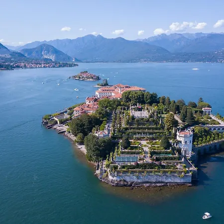 Charming Magognino Hills View - Happy Apartment Stresa